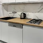 Teodora Square площа святого теодора *