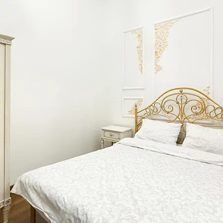 Teodora Square площа святого теодора Lviv