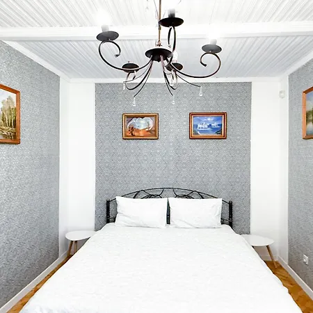 Apartment Teodora Square площа святого теодора