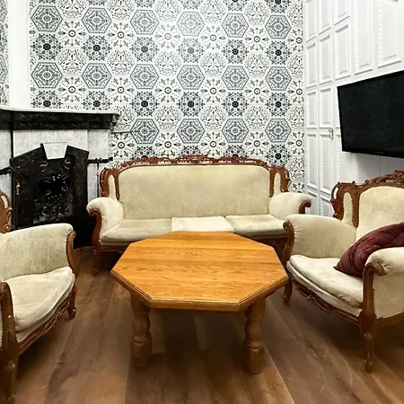 Teodora Square площа святого теодора Apartment *