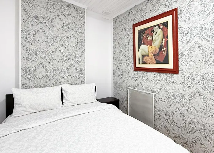 Appartement Teodora Square площа святого теодора *