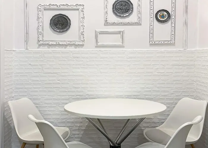 Teodora Square площа святого теодора Apartament *