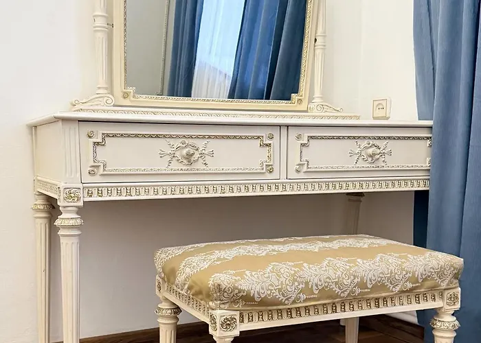 Teodora Square площа святого теодора Apartament